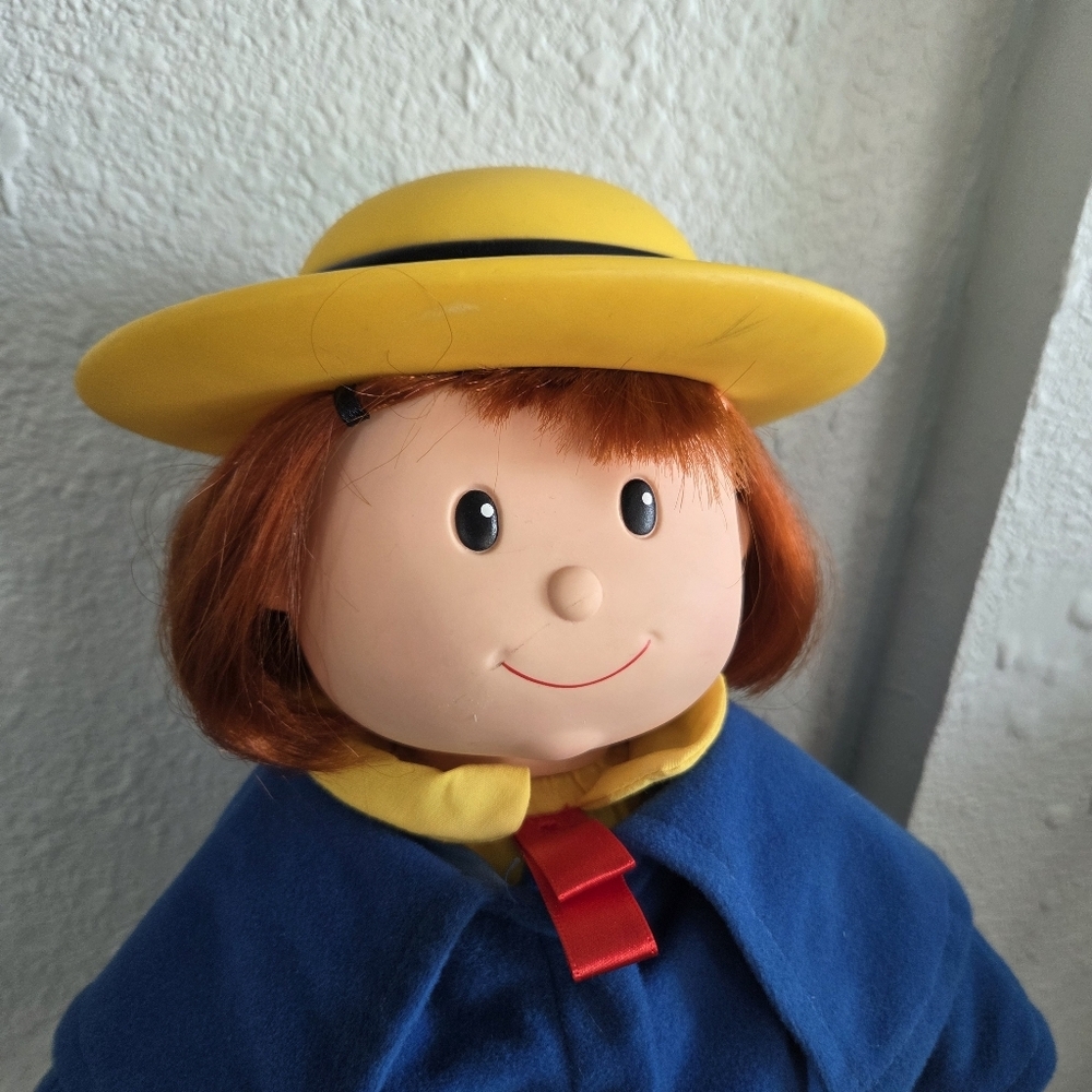 Madeline 1998 Talking Doll Vintage - Picture 2 of 4